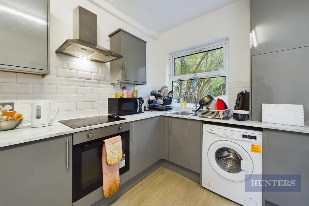 CAM01635G0-PR0135-STILL001.jpg