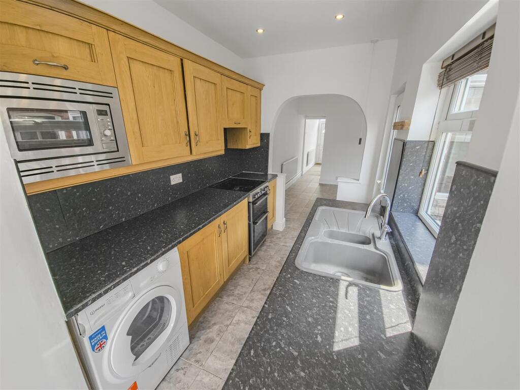 Midland Road, Swadlincote (14).jpg