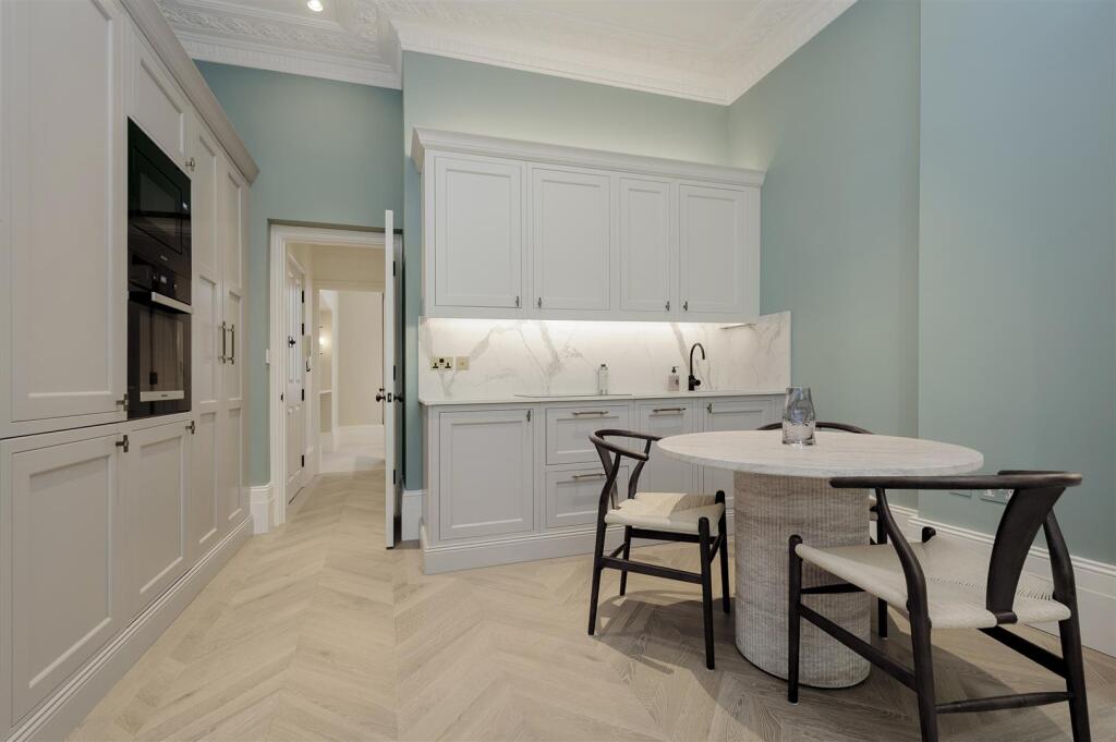4@38-39 rutland gate-1238.jpg