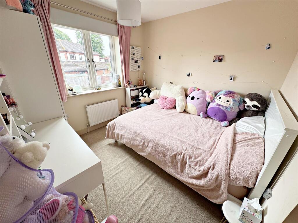 BEDROOM 3