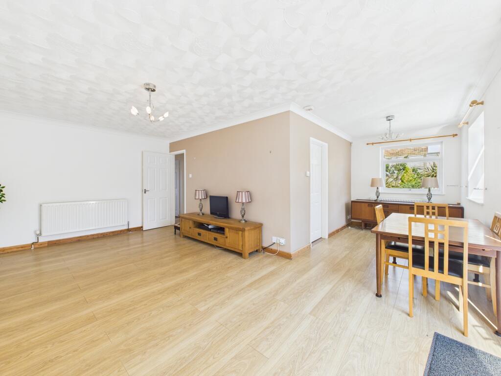 Living/Dining Room