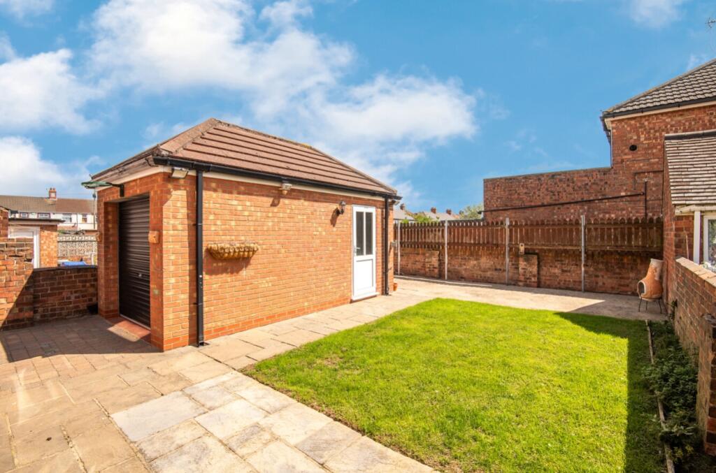 1330478-5-6888797a43cb9