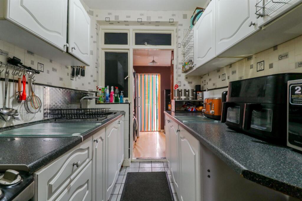 59 Connop Road-12.jpg