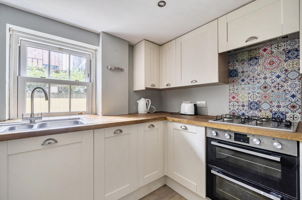 1386999-3-6931a5d...