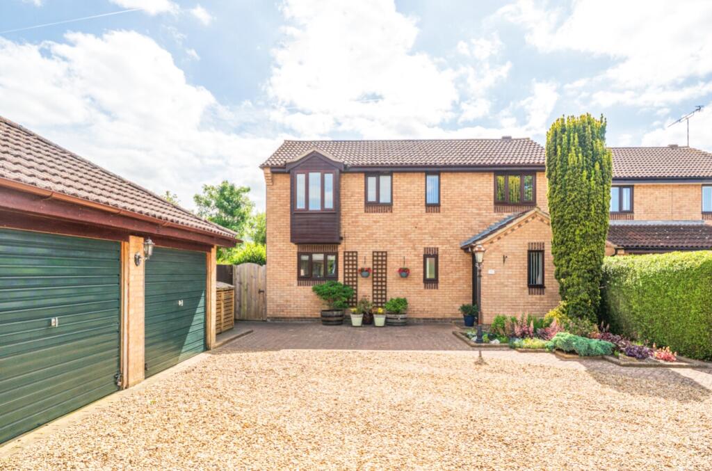 1-1300094-22-6838c7c127932-ARWc (4)