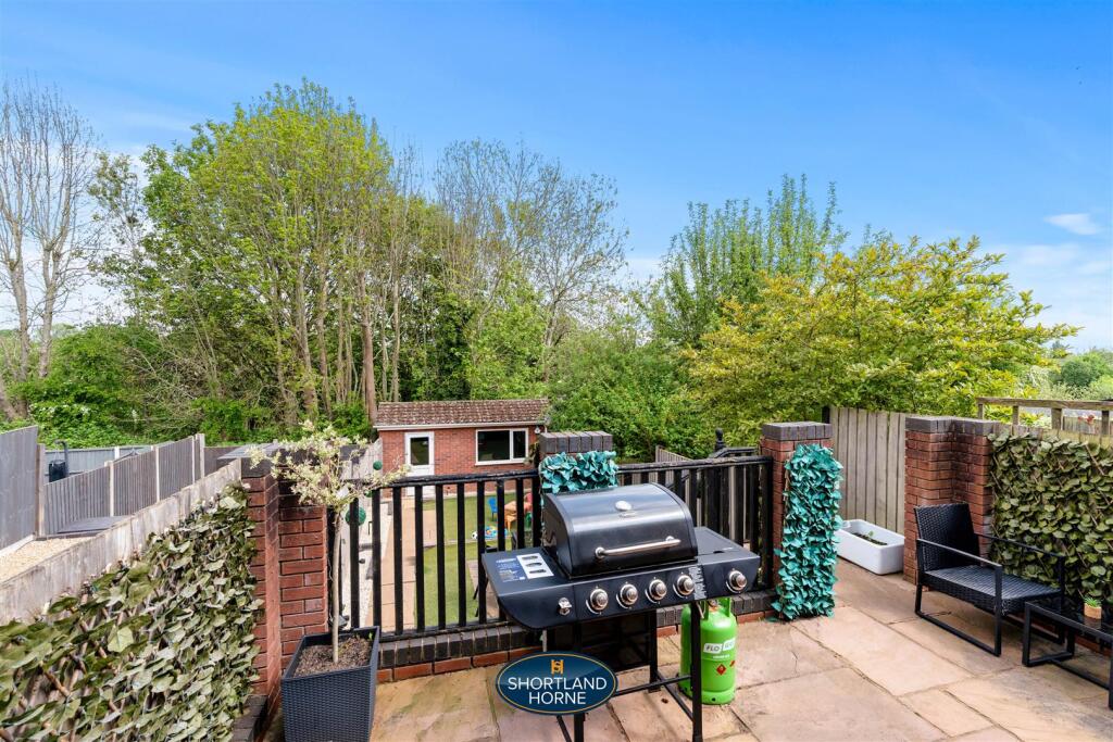 138 Lincroft Crescent (13 of 26).jpg