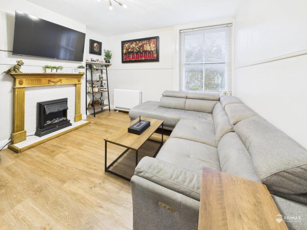 Living Room.jpg