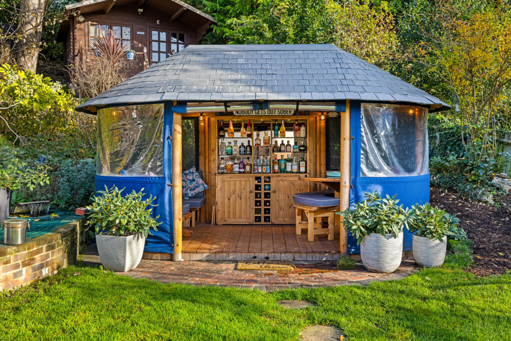 Outbuilding