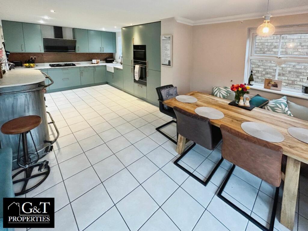 Kitchen/Dining/Living Area 