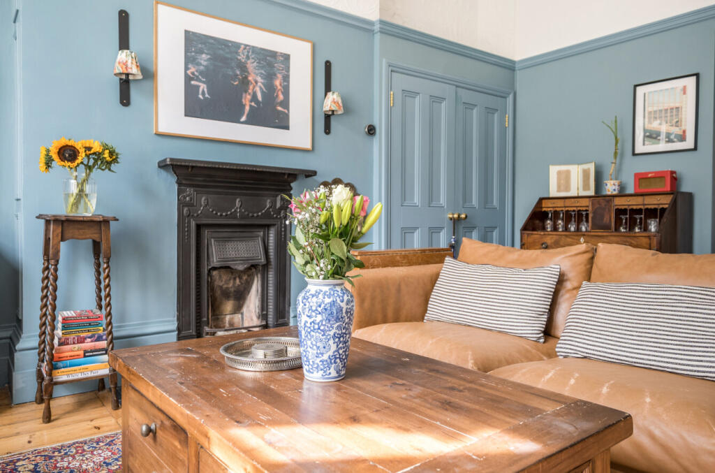 1348000-9-68c02a4...