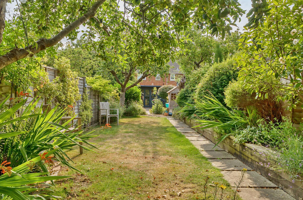 1325773-18-6874d1...