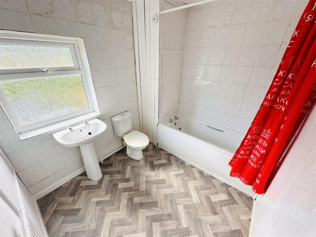 Ensuite Bathroom