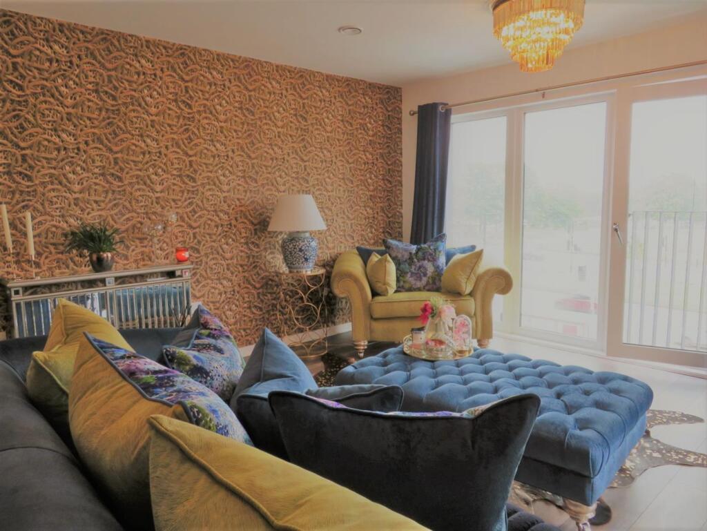 Kitchen / Living Room