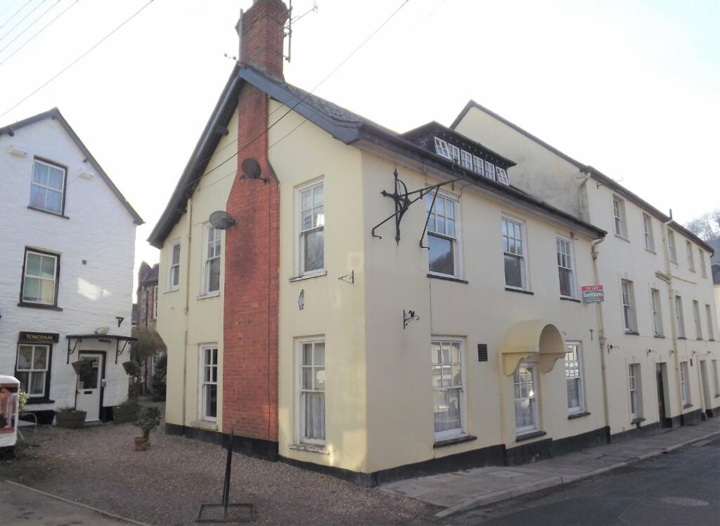Dulverton Seddons