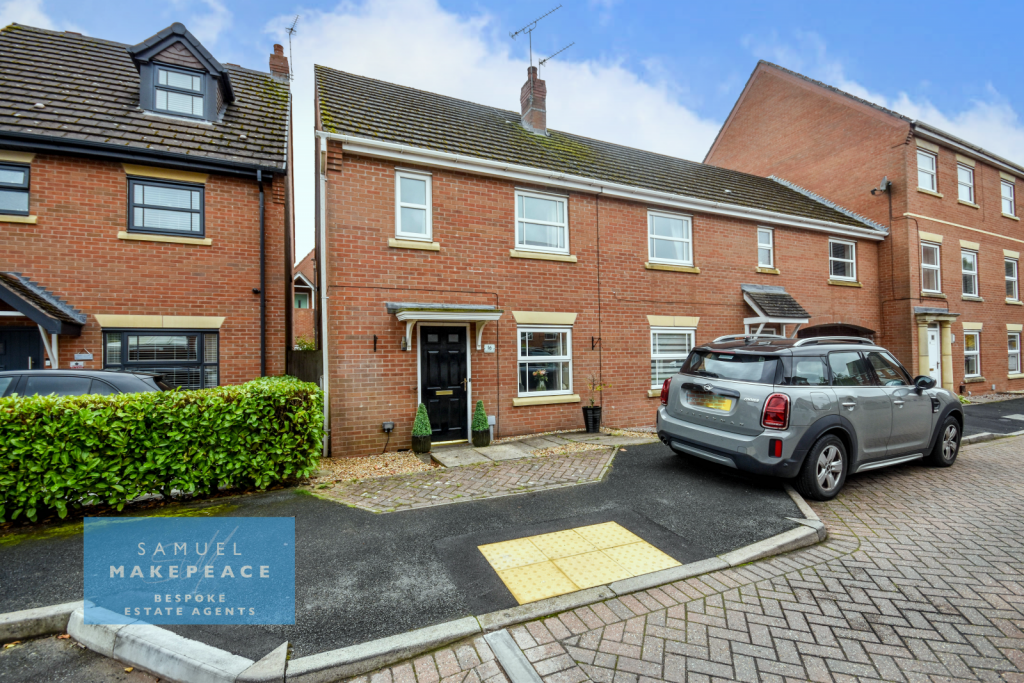Homely Three Bedroom Semi Detached Property with 
