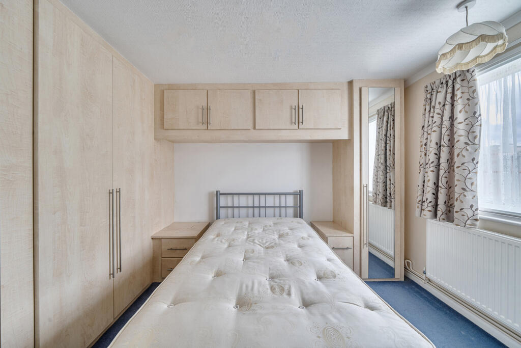 1348485-8-68b99a2...