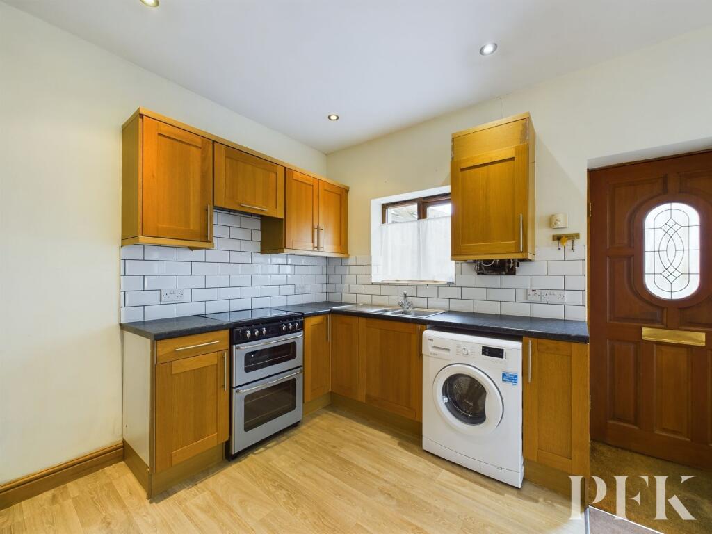 Open Plan Kitchen/Living/Dining Area