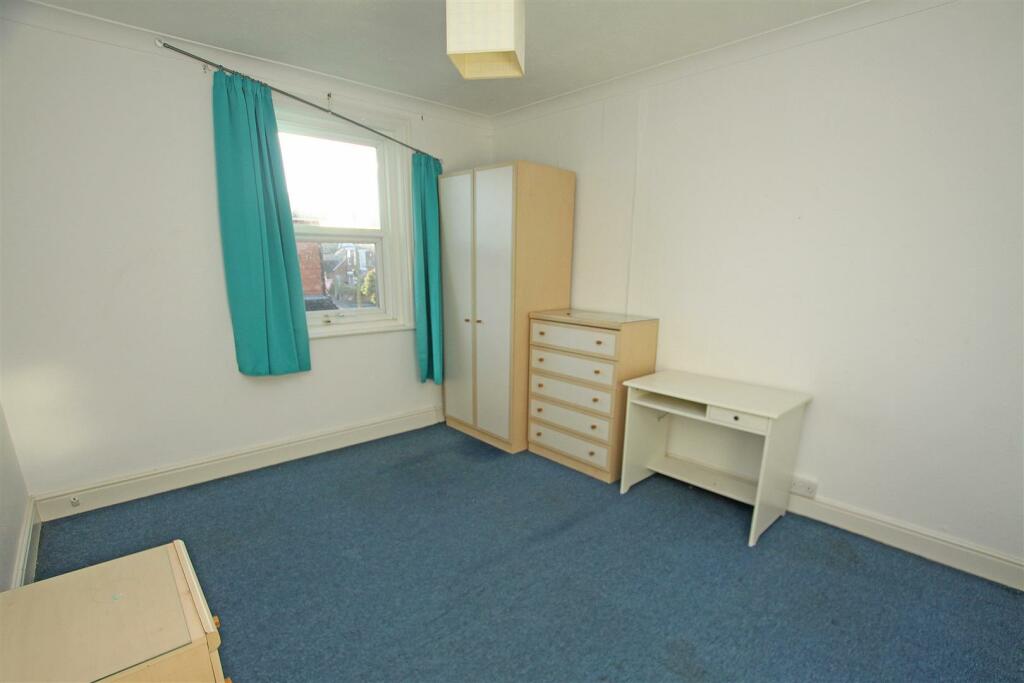 Bedroom 2.jpg
