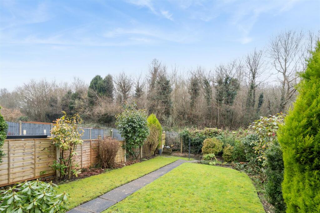 36 Milholme Green_20.jpg