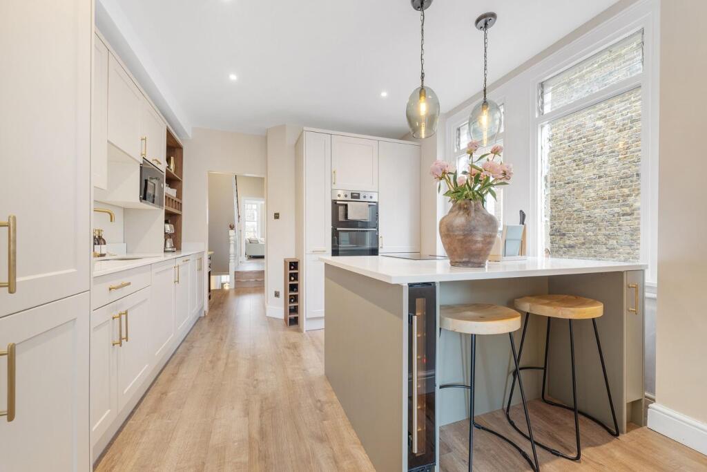 KItchen (3).JPG