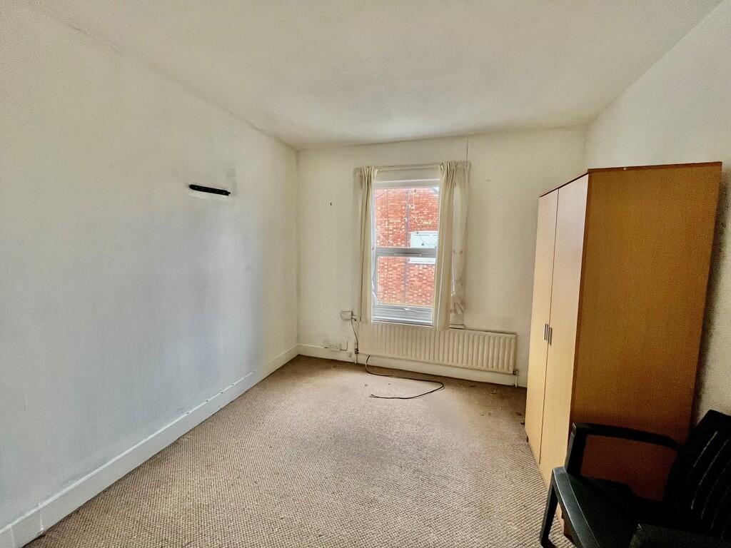 Bedroom2