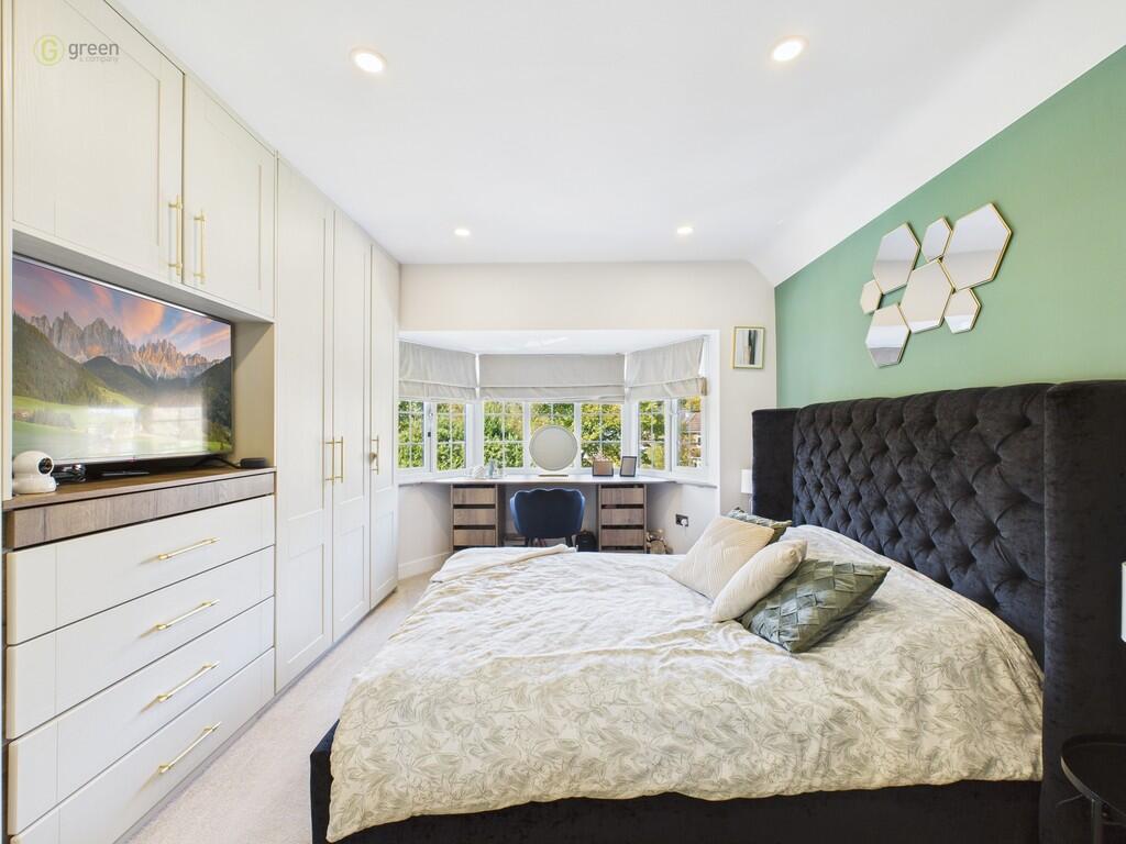 CAM03830G0-PR0221...