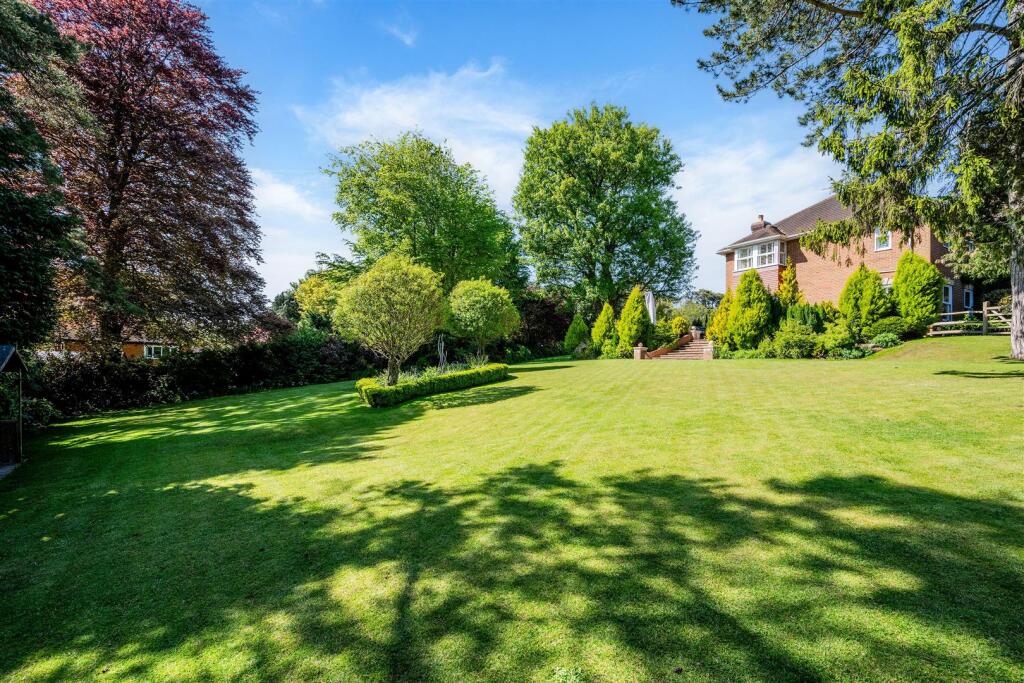 WHISTLER HOUSE EXTERNALS  (28).jpg