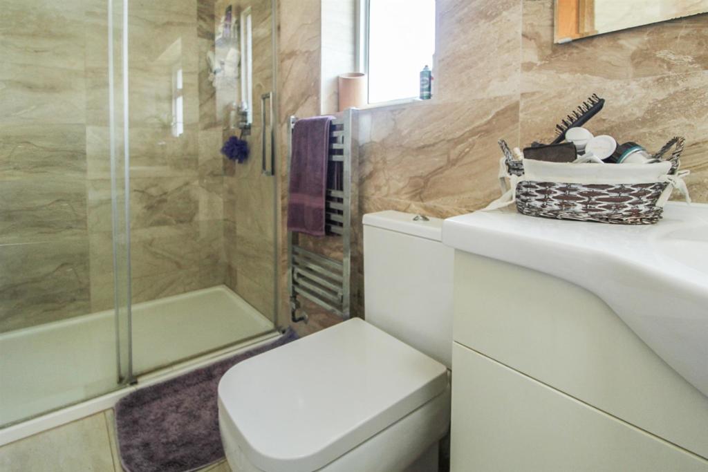 BATH 2.jpg
