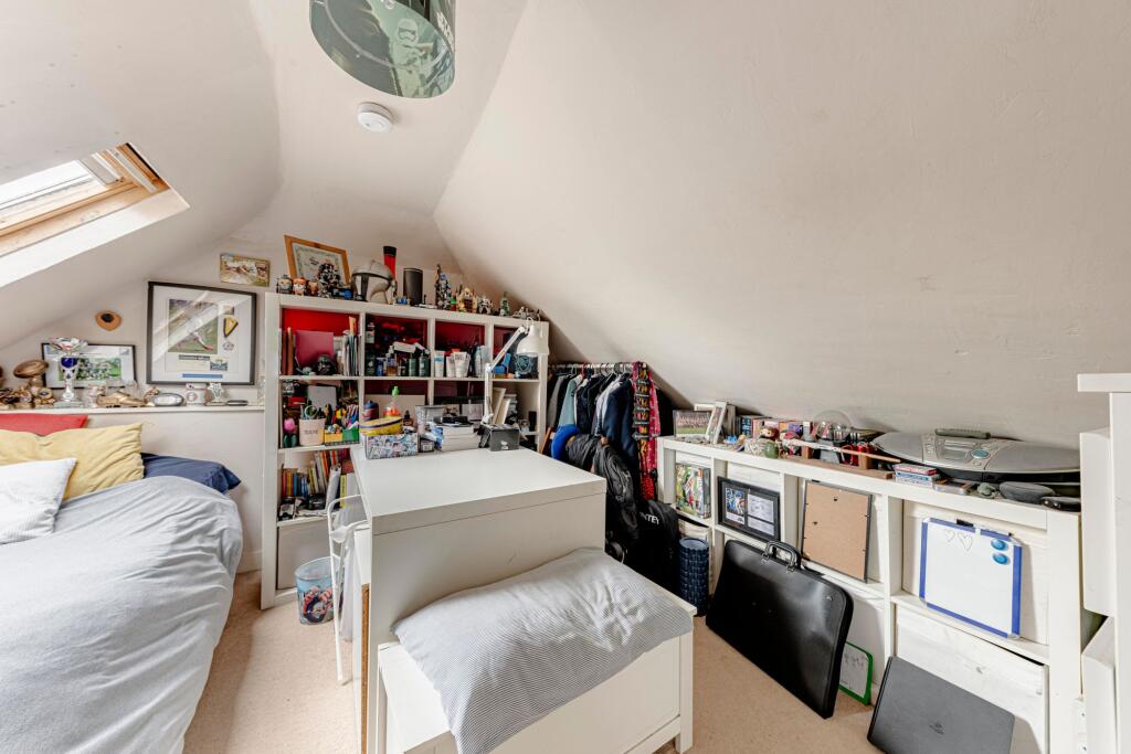 Loft Room (2)