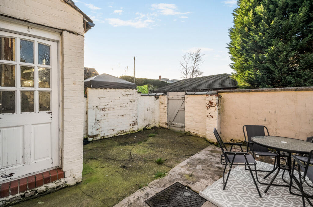 1386576-3-6945746...