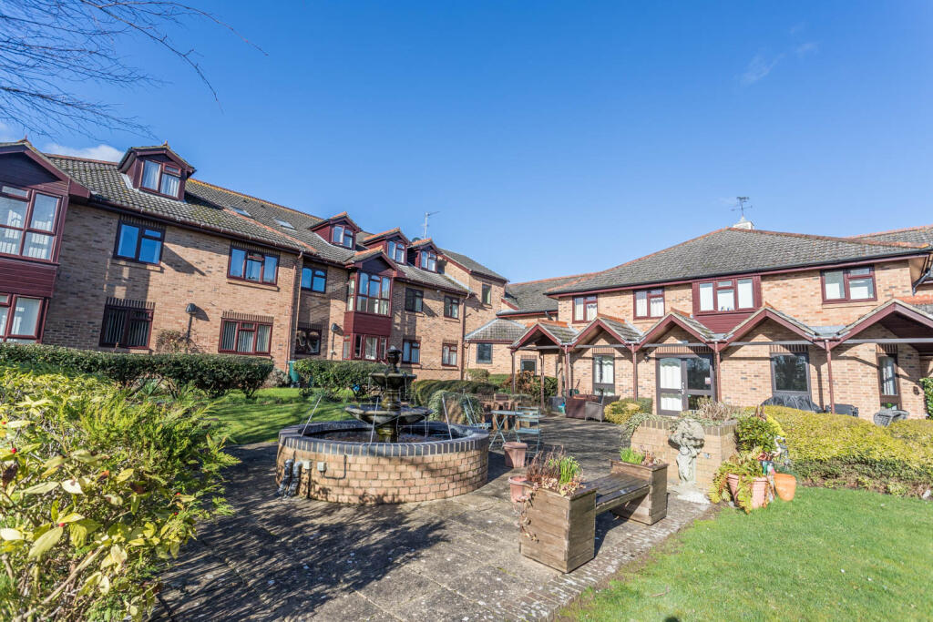 Communal grounds and patio