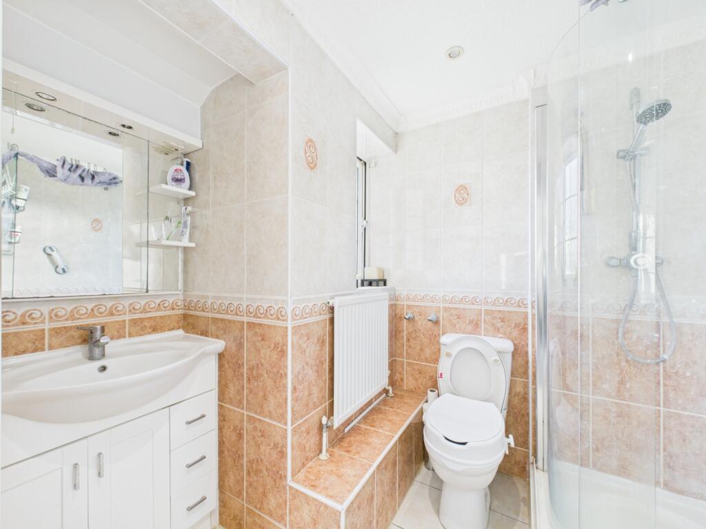 Ensuite