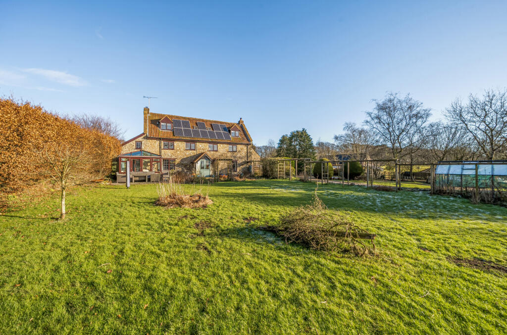 1386146-31-695d19...