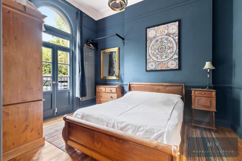 F 3 12 The Waldrons LM-2.jpg