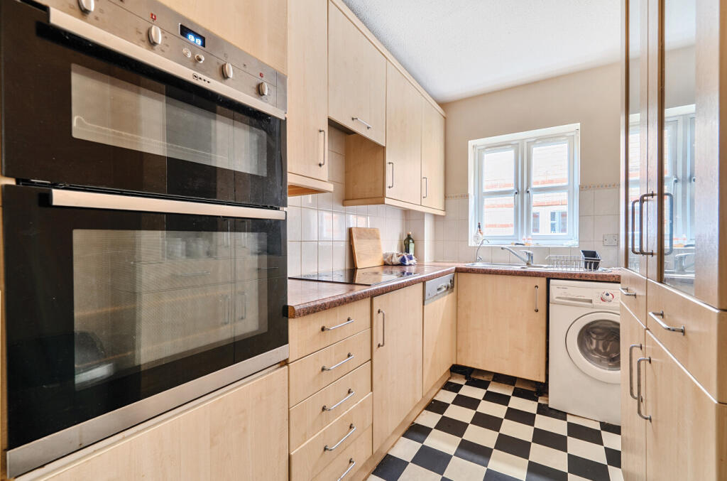 1317328-13-686404...