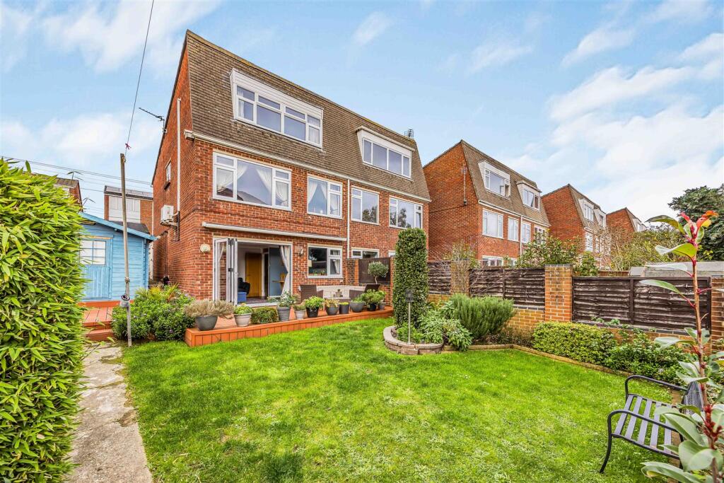 117 Old Rectory Road, Farlington-Small-PorticoMark