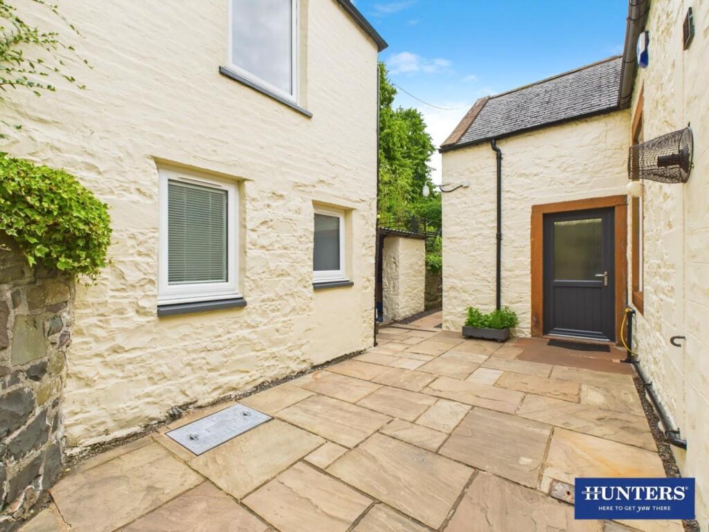 Rear Courtyard