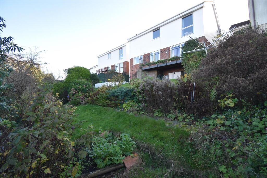 Bottom garden use .JPG