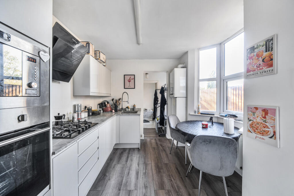 1383135-12-6926e6...