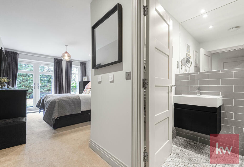 Bedroom One &amp; Ensuite