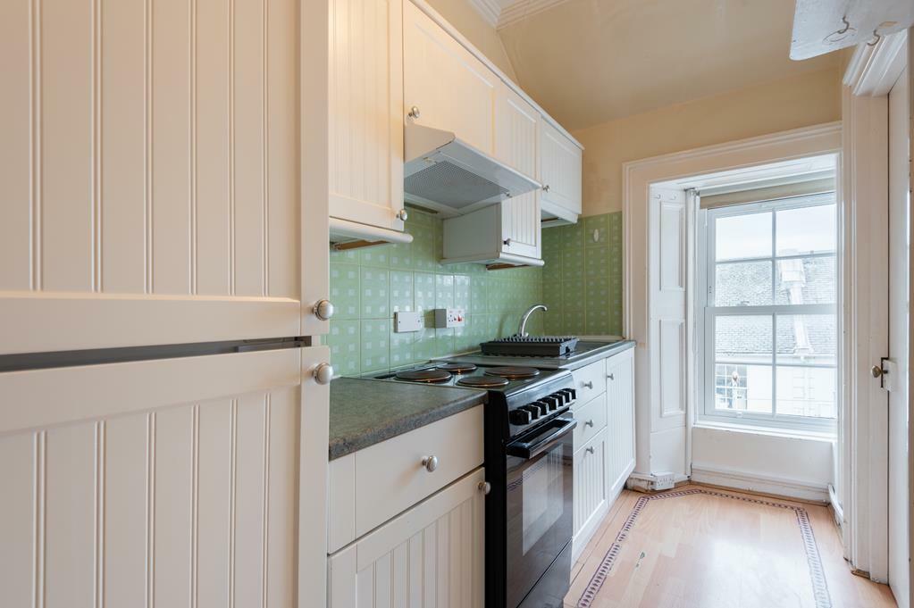 UPPER KITCHEN