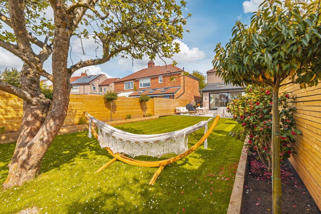 126 Brom Village Rd-16.jpg