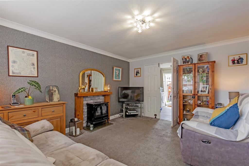 Reception Room-3.jpg