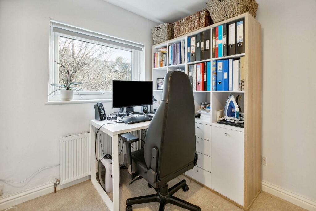 Bedroom 2.jpg