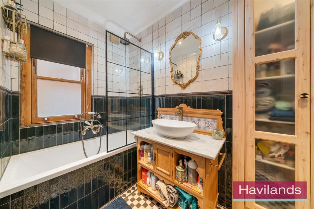 Eversley Park Road-14.jpg