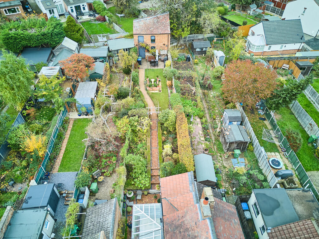 Edward Knight 202...