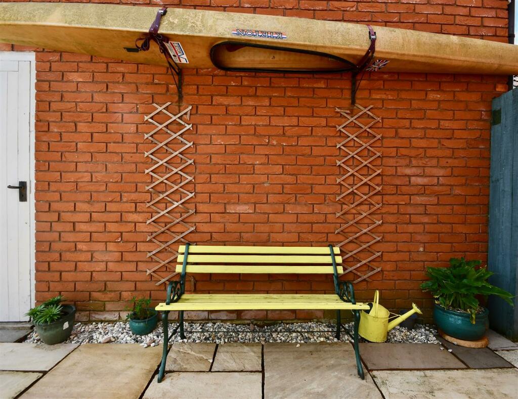 Bench