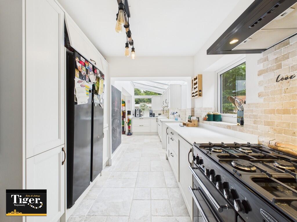 CAM03440G0-PR0361...