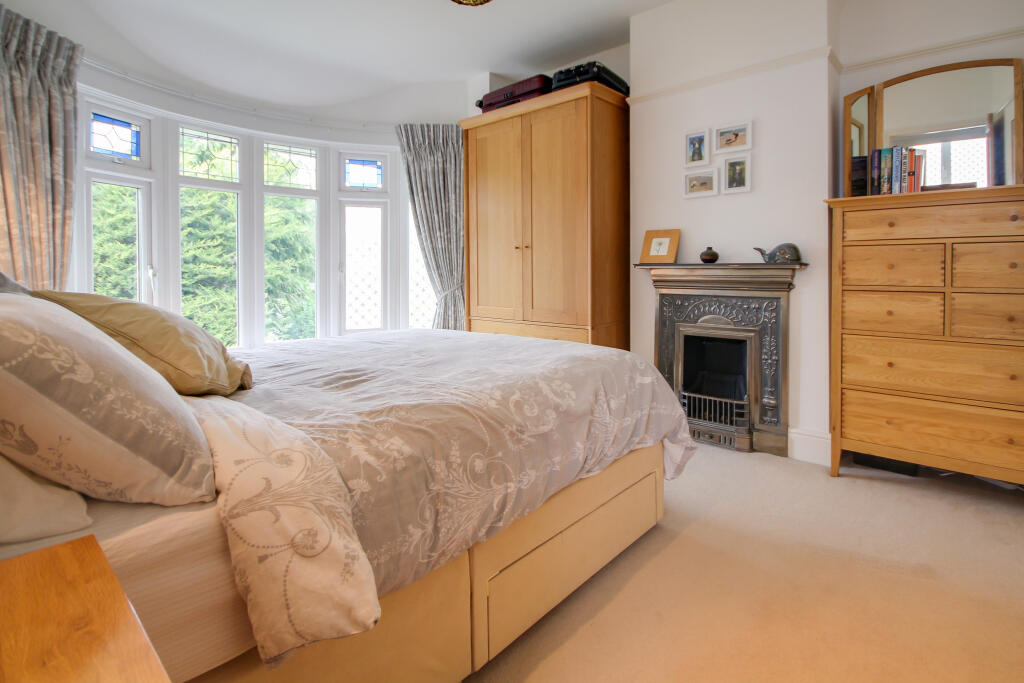 img1540img1542dp15763151