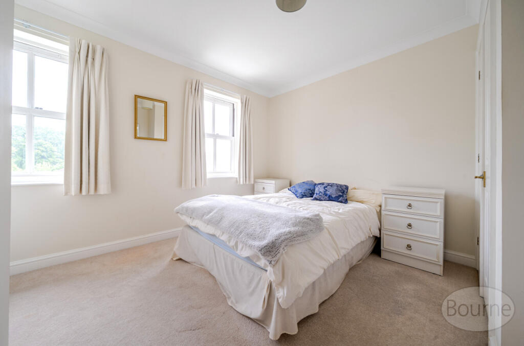 22f8978b-61a0-44a...